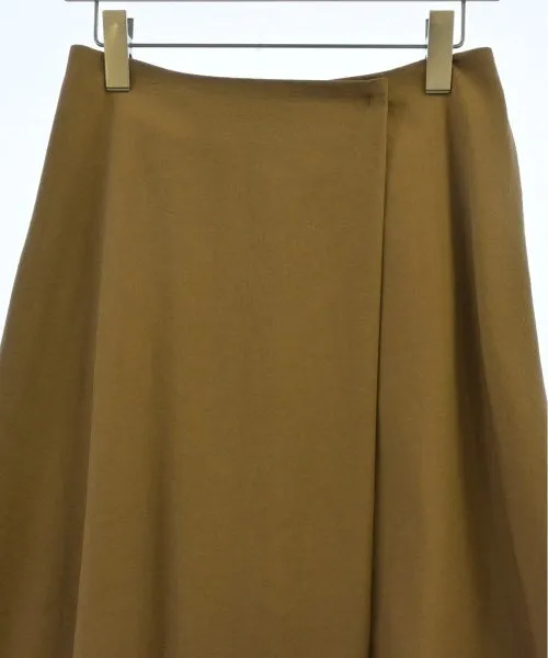 A Long/Maxi length skirts