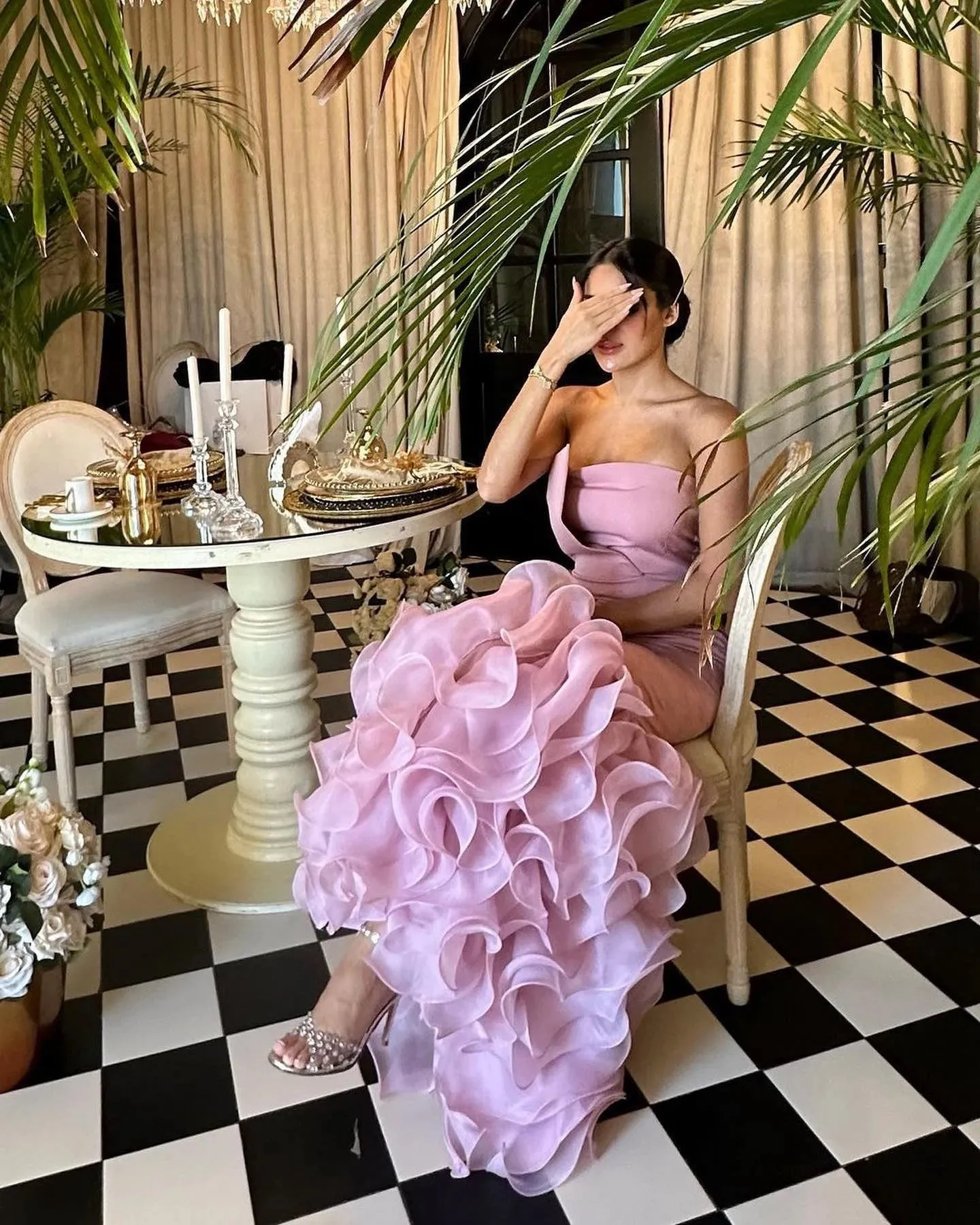 TAVIMART  -  Pink Flouncing Mermaid Evening Dresses Strapless Arabic Long Prom Dressing Gowns Satin Ruffles Custom Made Women Formal Party W