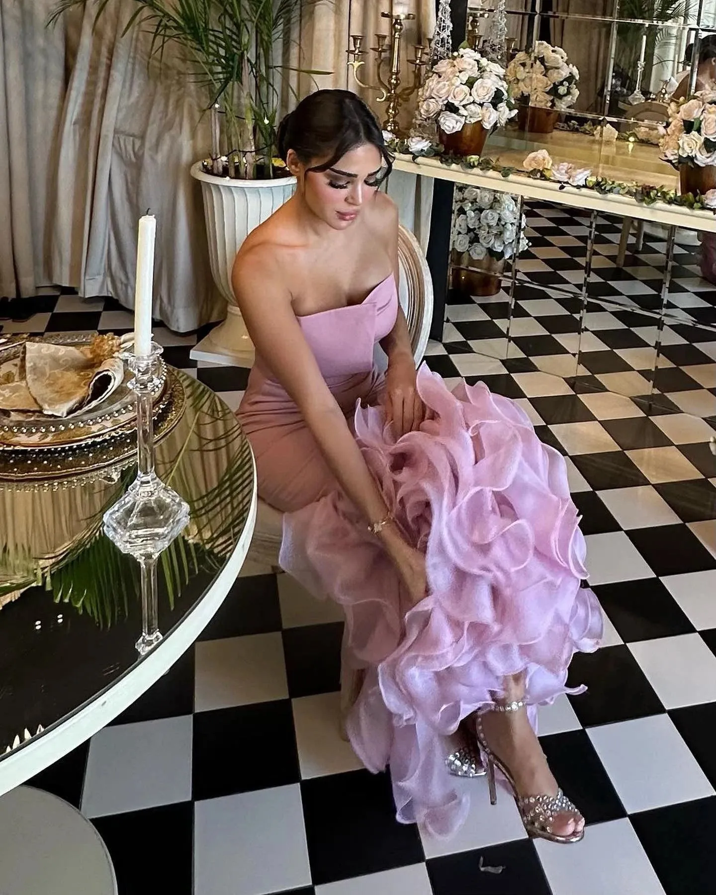 TAVIMART  -  Pink Flouncing Mermaid Evening Dresses Strapless Arabic Long Prom Dressing Gowns Satin Ruffles Custom Made Women Formal Party W